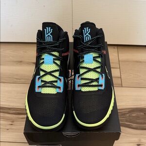 Nike Kyrie Flytrap IV